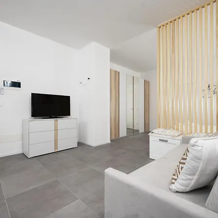 Getthekey Lenzi Suites Bologna Exterior photo