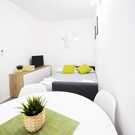 Getthekey Lenzi Suites Bologna Exterior photo